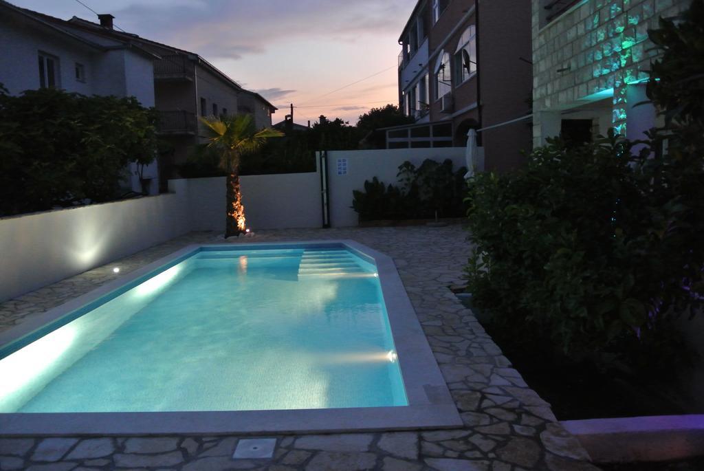 Apartments Priko Stari Grad  Zewnętrze zdjęcie